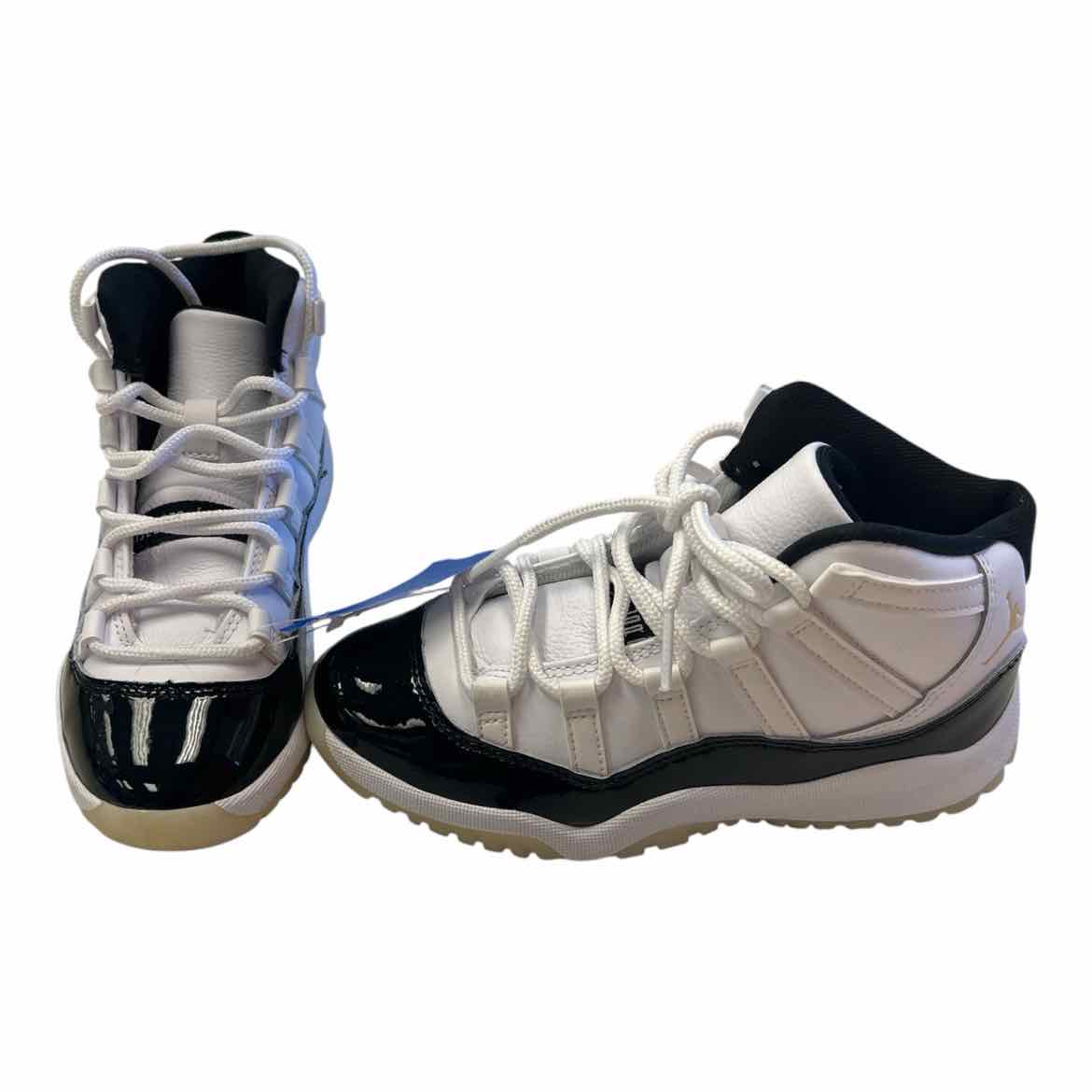 Jordan (B) White Youth Shoe Size 13 (Youth) Boy's Casual Shoes