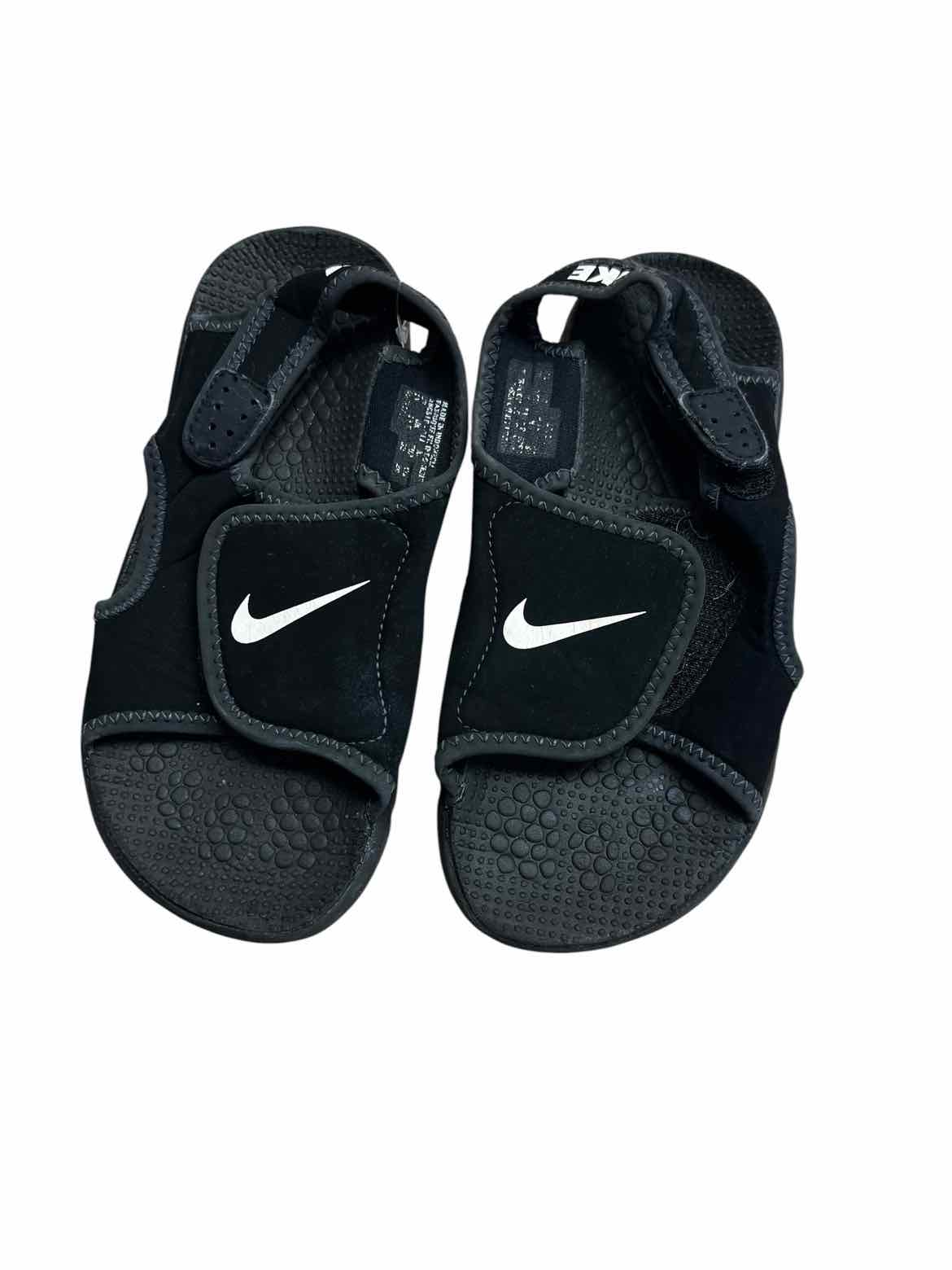 Nike (B) Black Youth Shoe Size 13-1 Boy's SandalsBetter