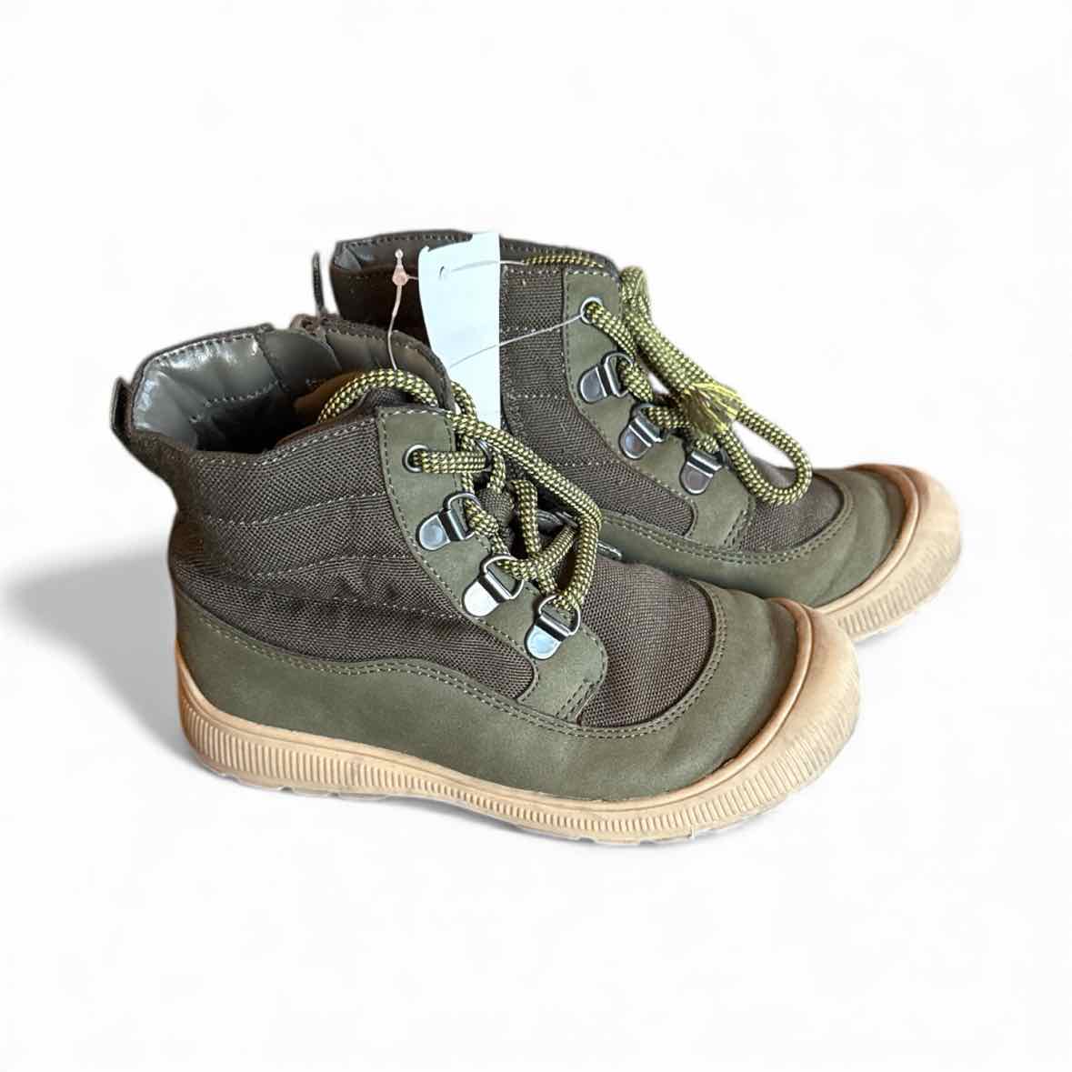 Cat and Jack (D) Green Youth Shoe Size 11 (Youth) FashionBoots