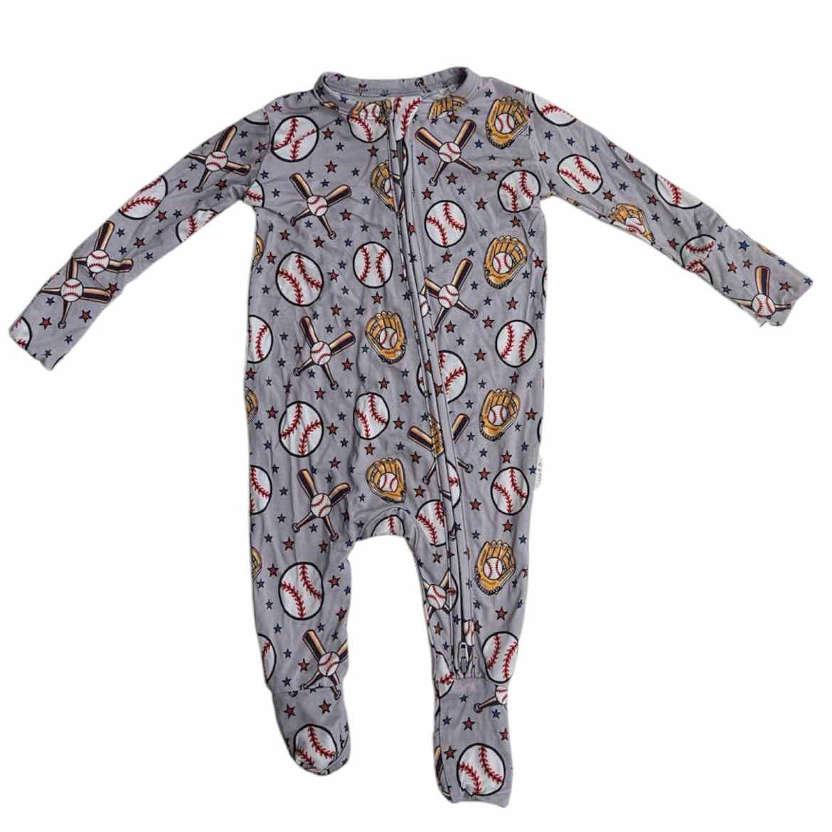 Gigi and Max (A) Grey print Infant Size 0-3 MO Boy's 1PCSleepwear