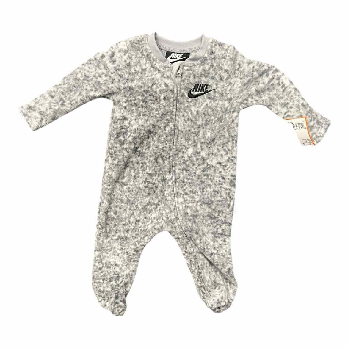 Nike (B) Grey Infant Size 3 MO Boy's 1PC Casual