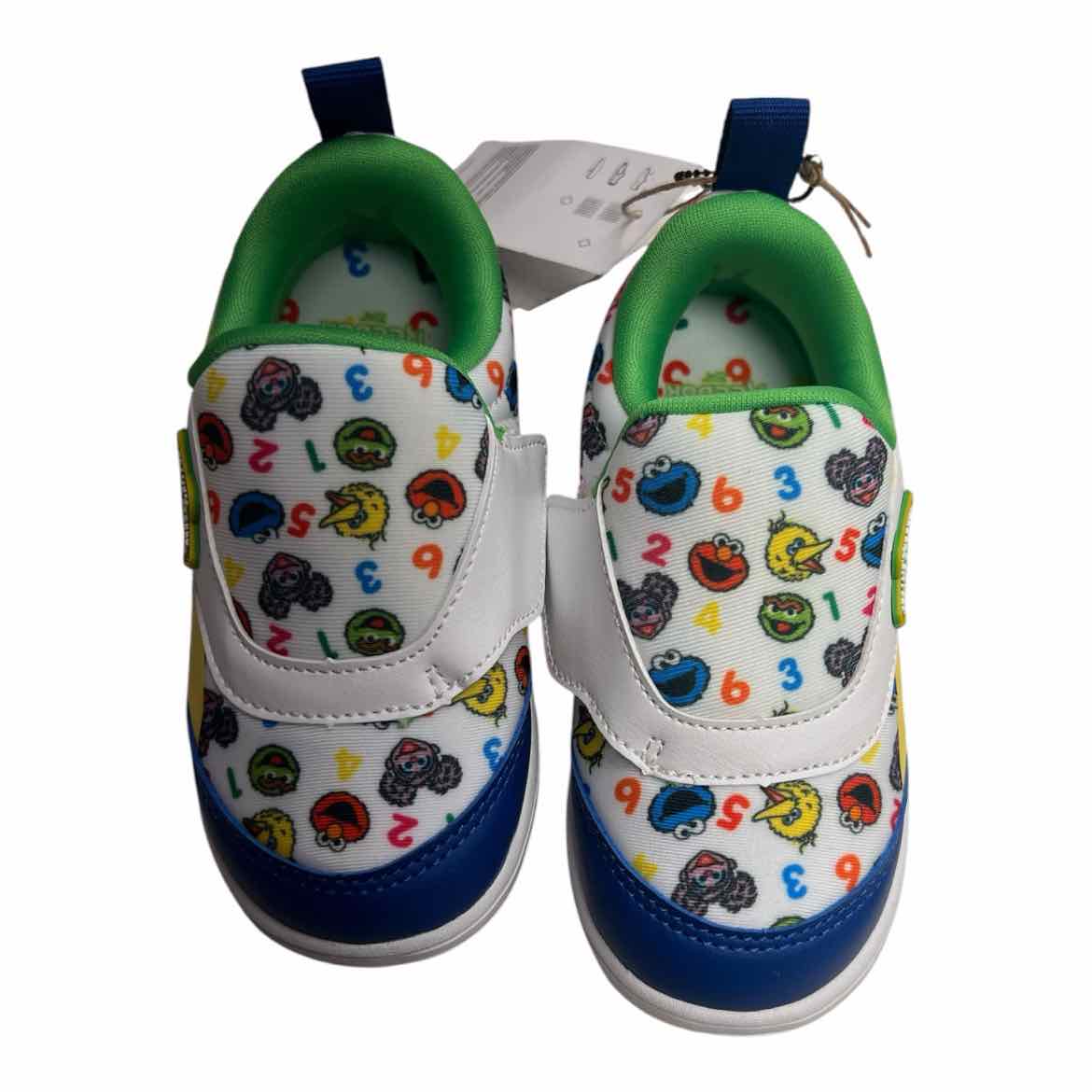 Reebok (D) White Toddler Shoe Size 7.5 (Toddler) Neutral Casual Shoes