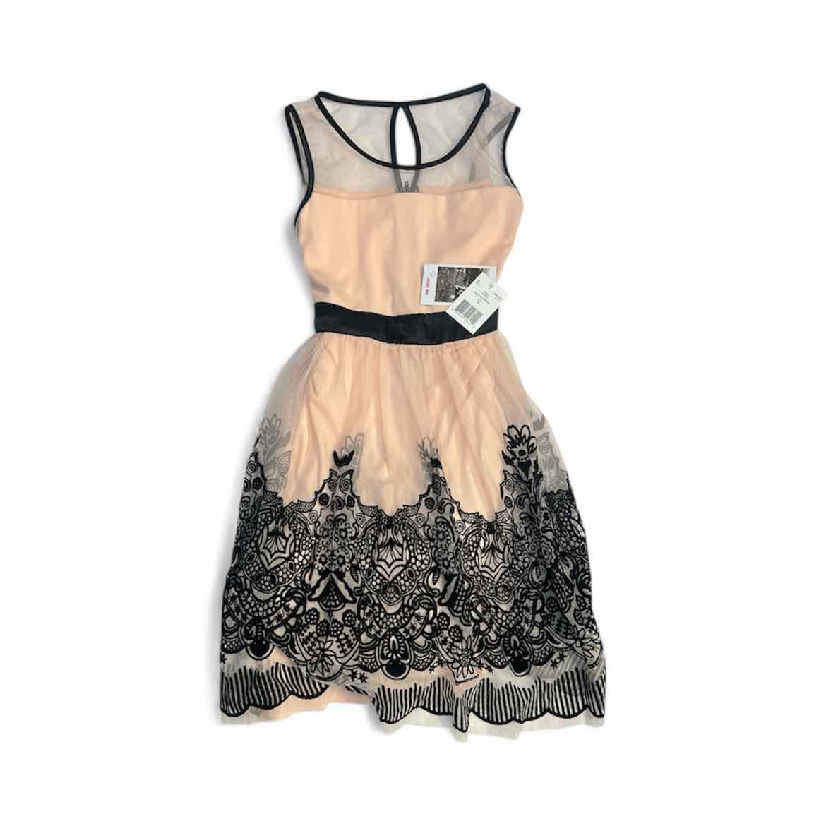 Nickie Lew Pink Youth Size 14 CasualDress