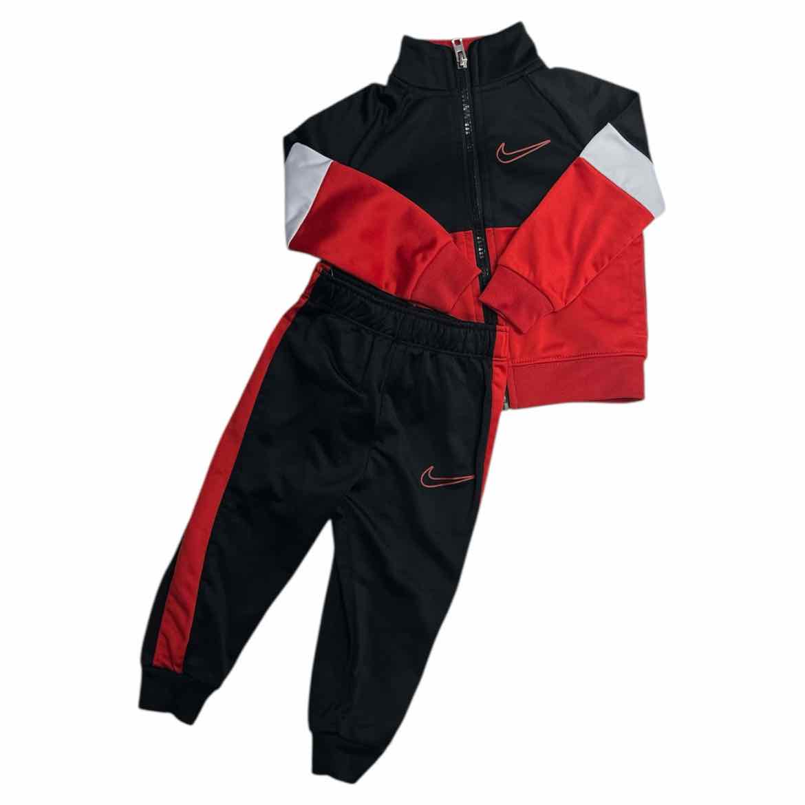 Nike (B) Black Infant Size 12 MO Boy's 2PC Athletic Pant Suit