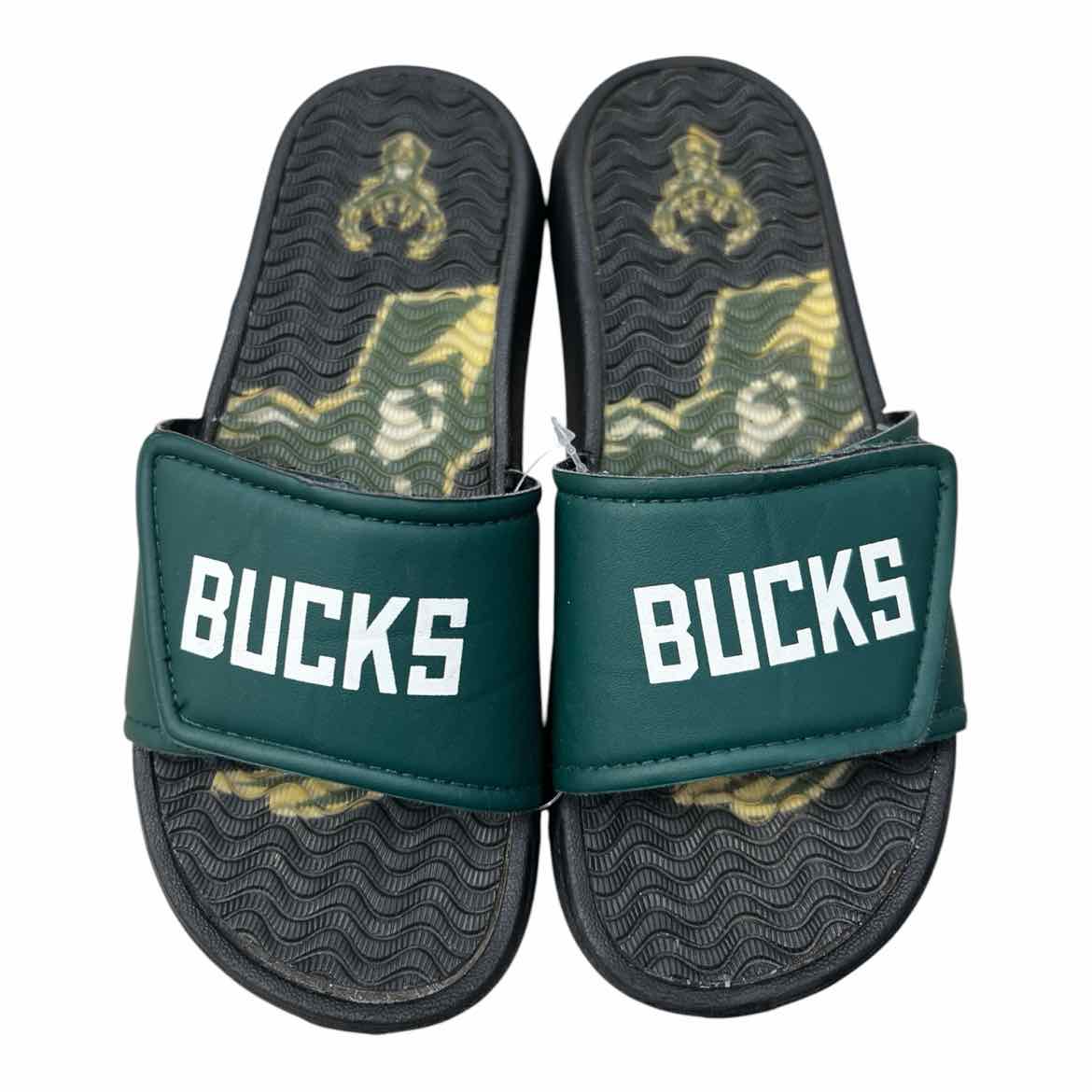 NBA (B) Green Youth Shoe Size 13-1 SandalsBetter