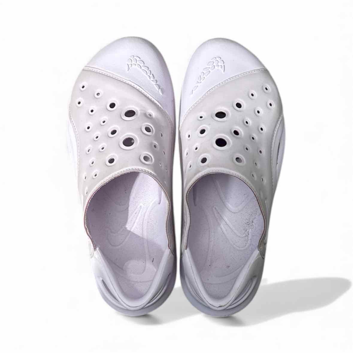 Nike (B) Purple Youth Shoe Size 6 (Youth) Casual Shoes