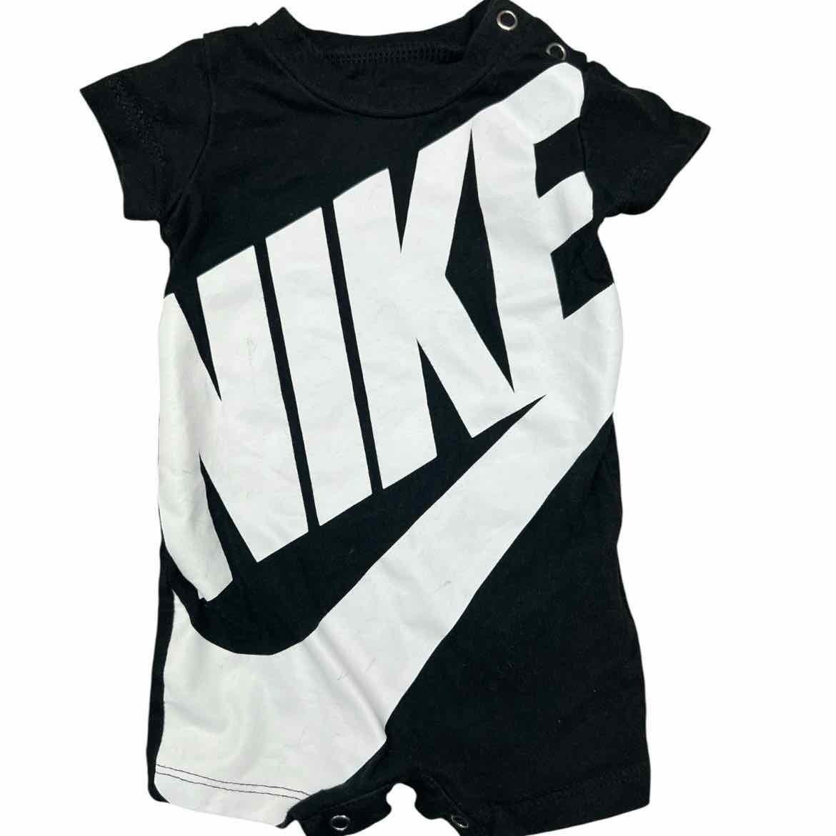 Nike (B) Black Infant Size NB Boy's CasualRomper