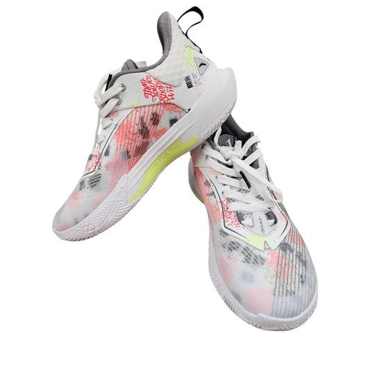 C Brand White Youth Shoe Size 5.5 (Youth) Boy's Athletic Shoes