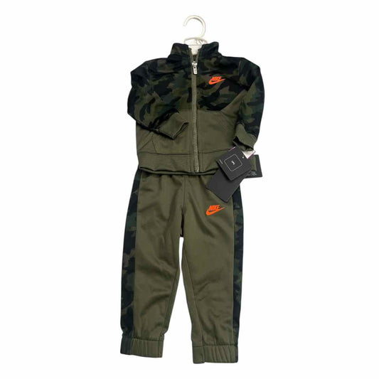 Nike (B) Green Infant Size 12 MO 2PC Athletic Pant Suit