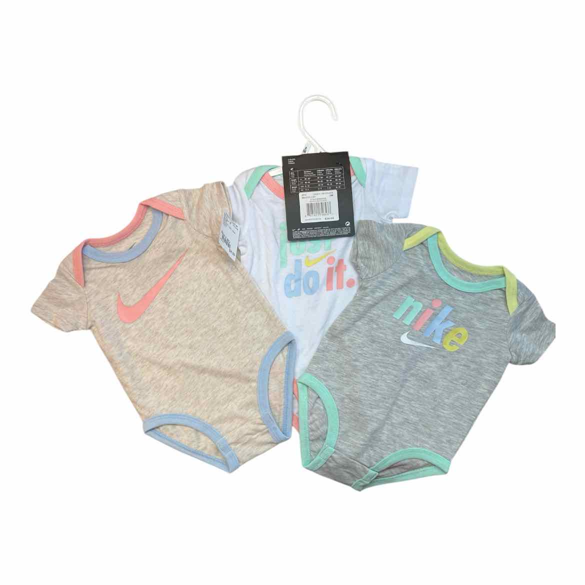 Nike (B) Multi-Color Infant Size 3 MO Girl's 3PC Casual