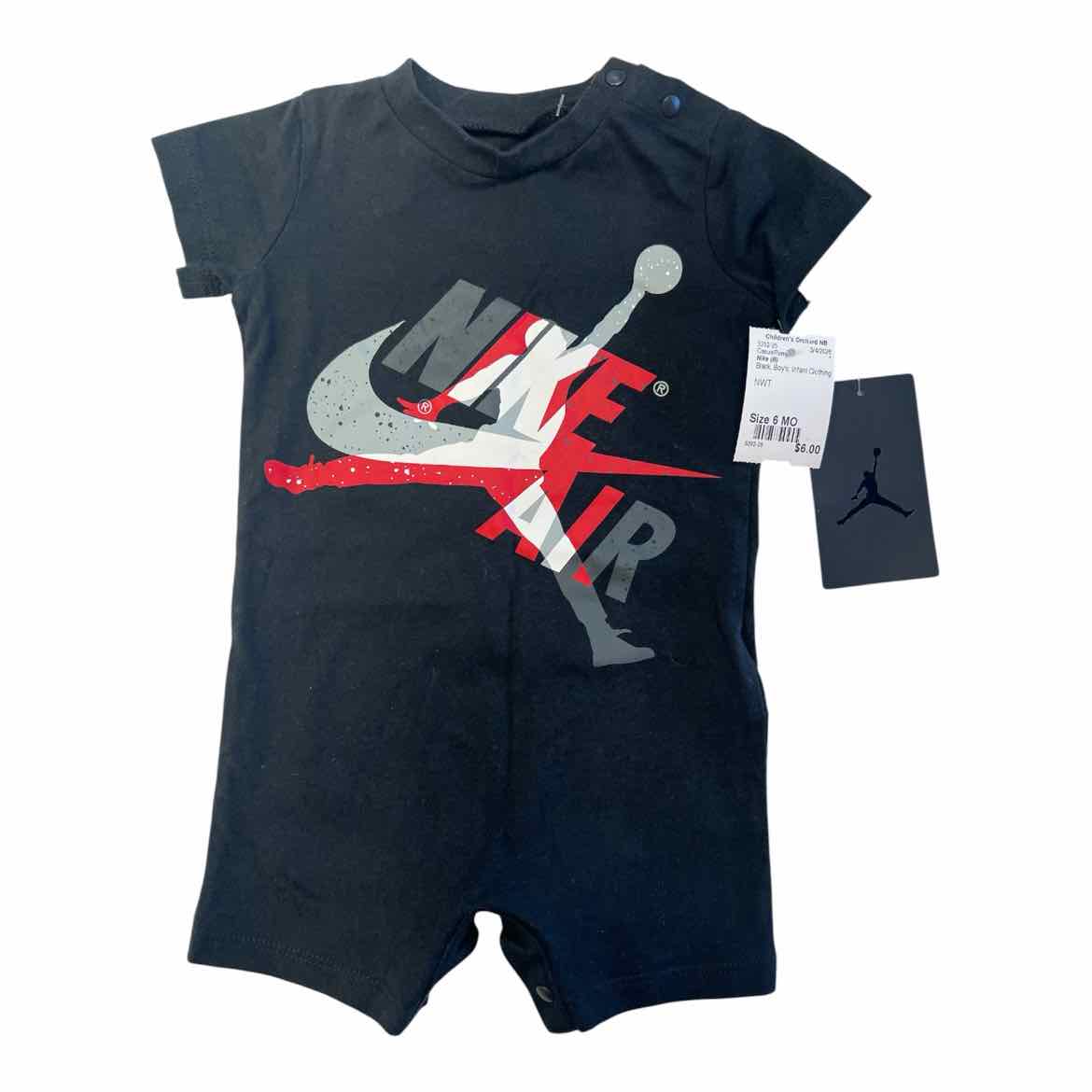 Nike (B) Black Infant Size 6 MO Boy's CasualRomper