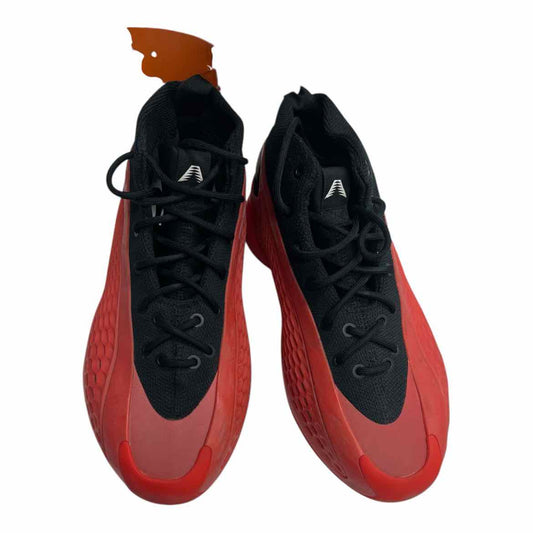 Adidas (B) Black Youth Shoe Size 6.5 (Youth) Athletic Shoes