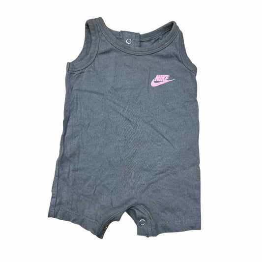 Nike (B) Grey Infant Size NB Girl's 1PC Casual
