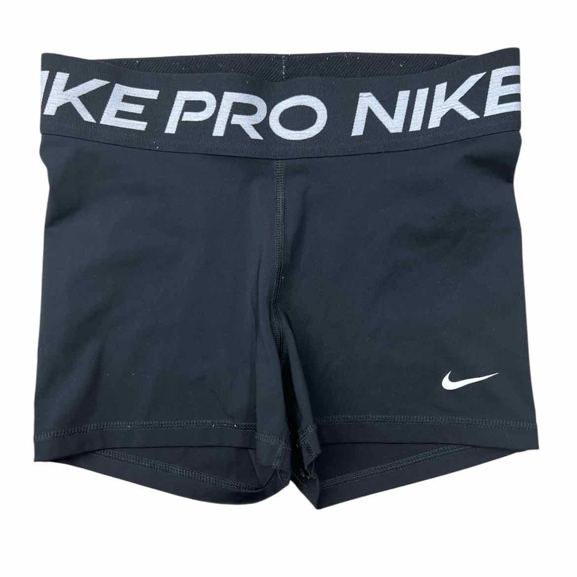 Nike (B) Black Youth Size Small Girl's ShortAthletic