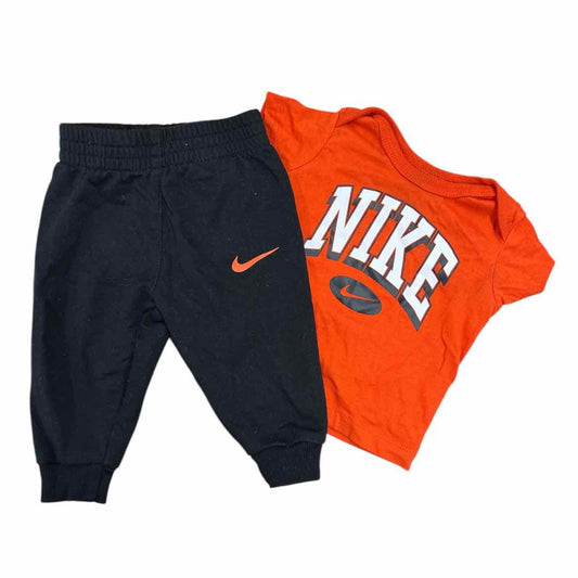 Nike (B) Orange Infant Size 3 MO Boy's 2PC Casual