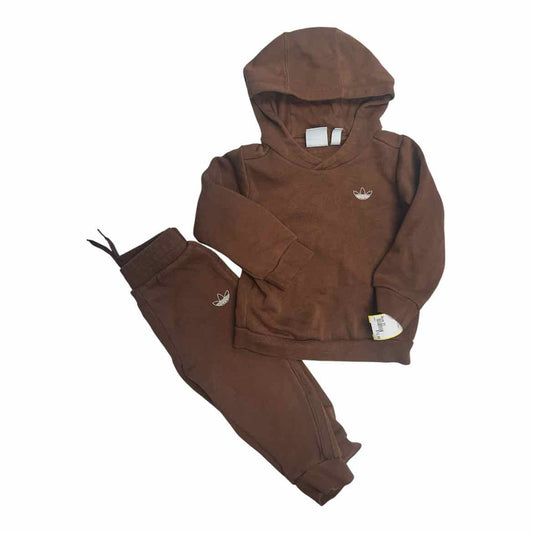 Adidas (B) Brown Toddler Size 2T Boy's 2PCCasual