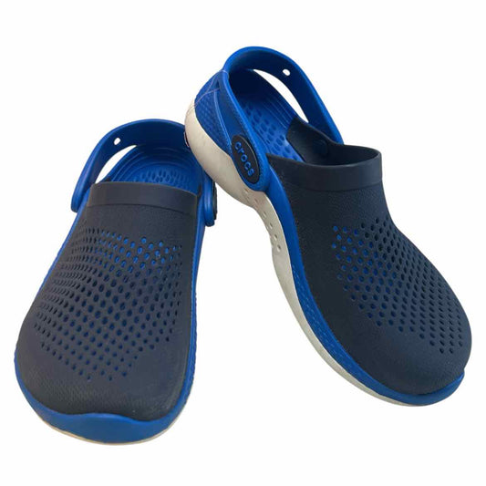 Crocs (B) Blue Youth Shoe Size 3 (Youth) Boy's Casual Shoes
