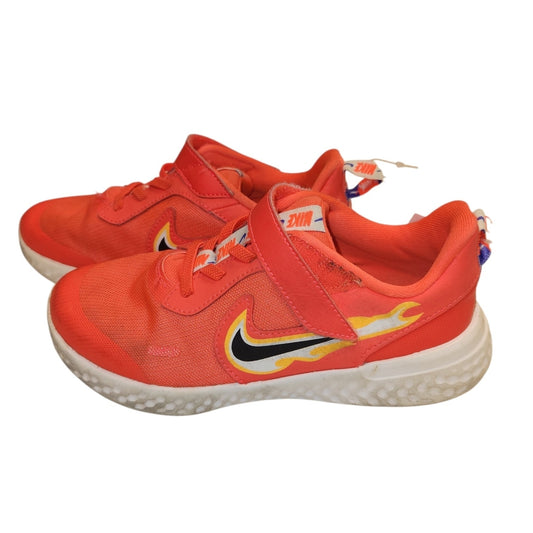 Nike (B) Coral Youth Shoe Size 1 (Youth) Girl's Casual Shoes