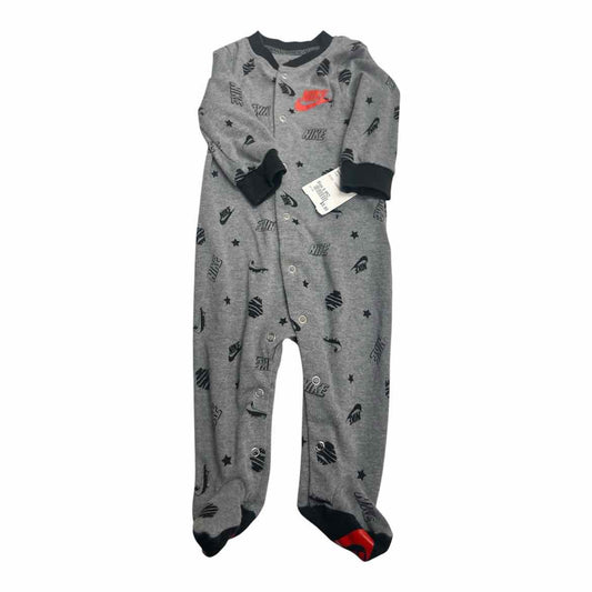 Nike (B) Grey Newborn Size 6 MO 1PCSleepwear