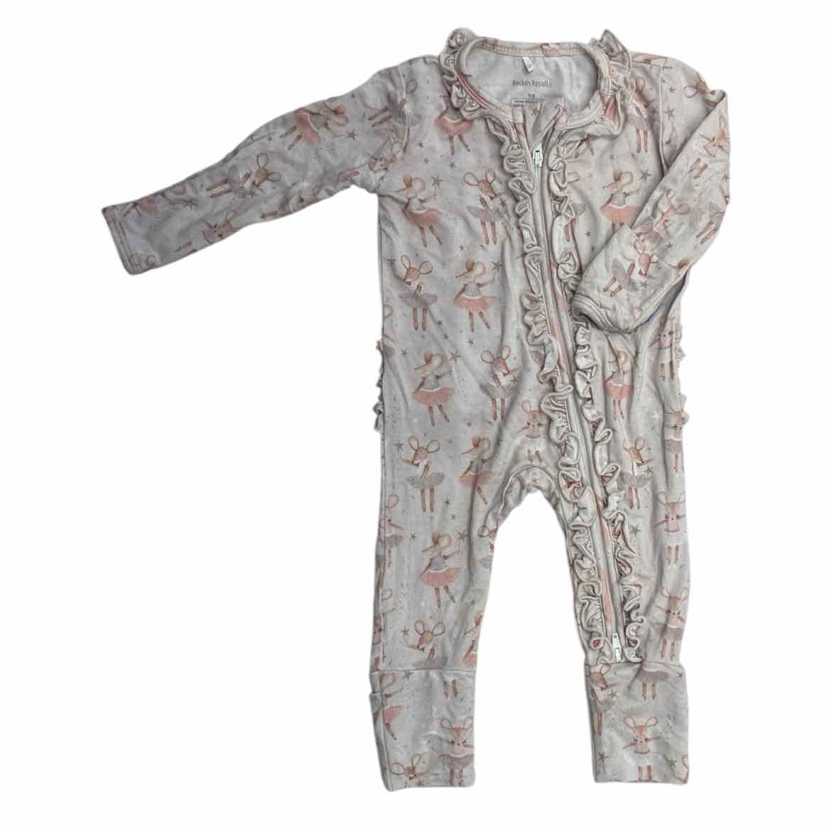 AA Brand White Print Infant Size NB Girl's 1PC Casual