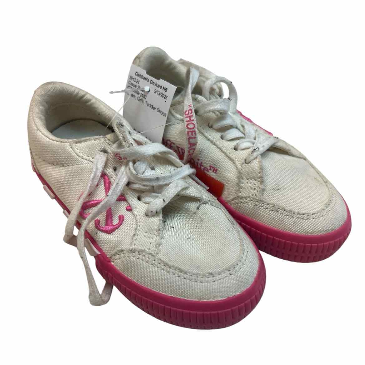 Off-White (AA) Cream Toddler Shoe Size 9 (Toddler) Girl's Casual Shoes