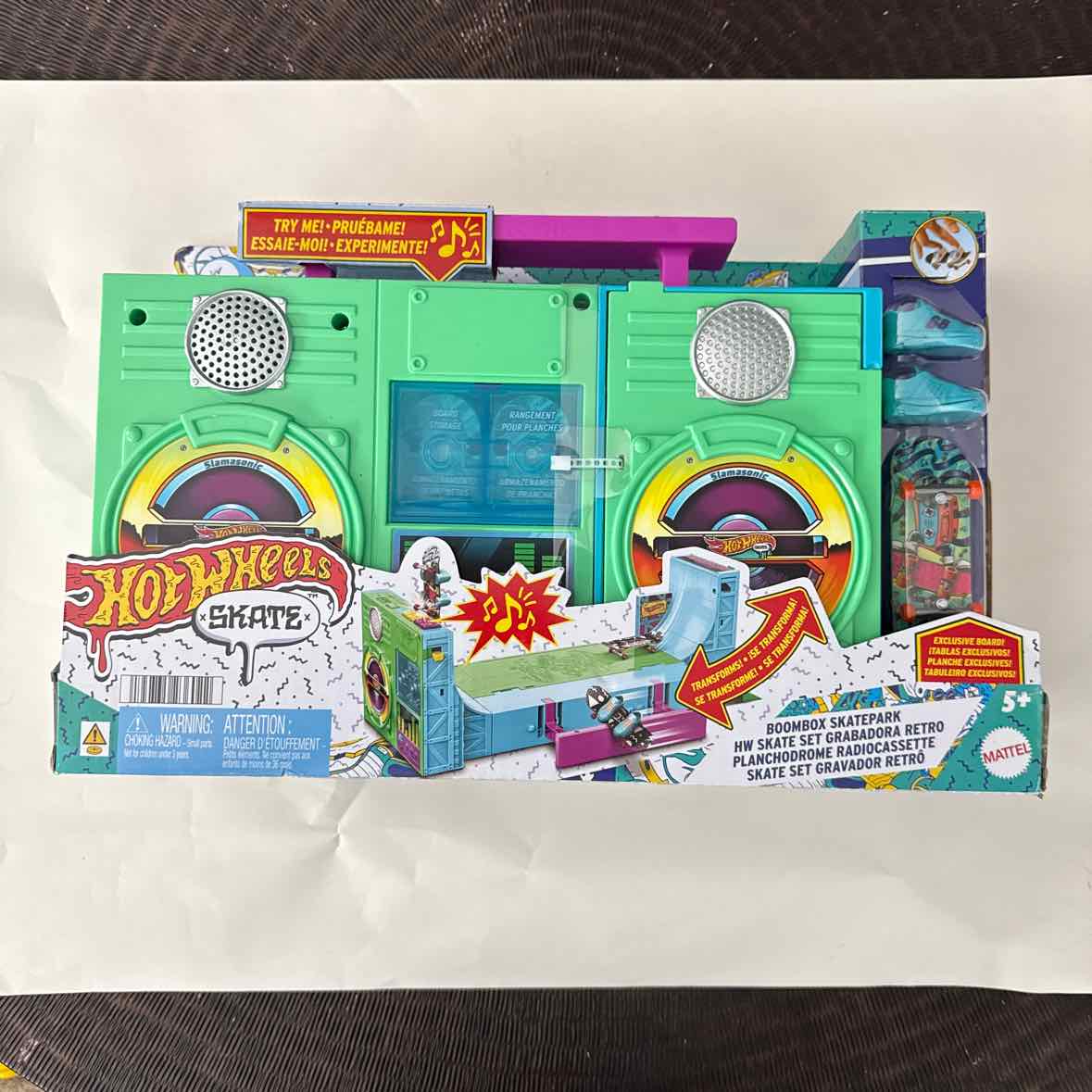 Hotwheels Boom box Skate park