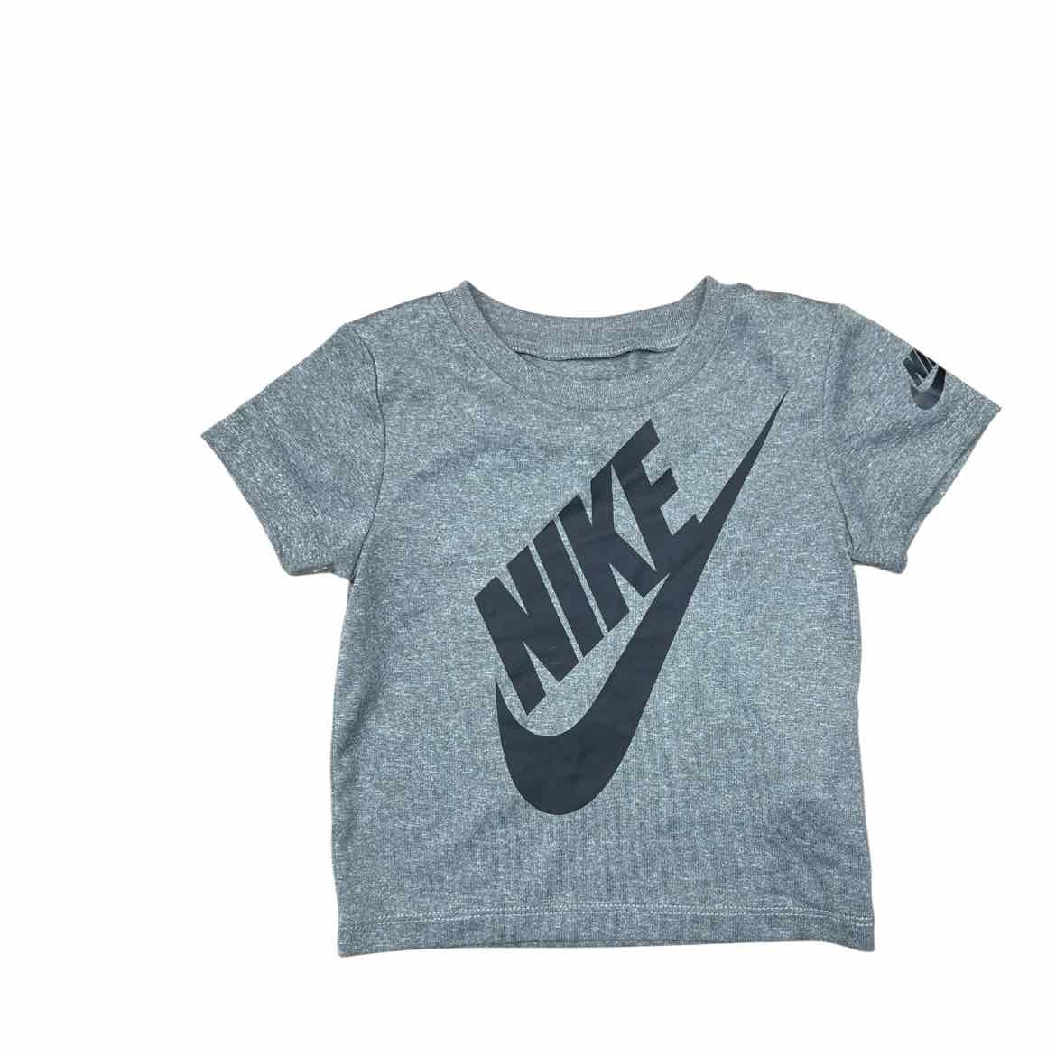 Nike (B) Grey Infant Size 18 MO Boy's AthleticTopSS