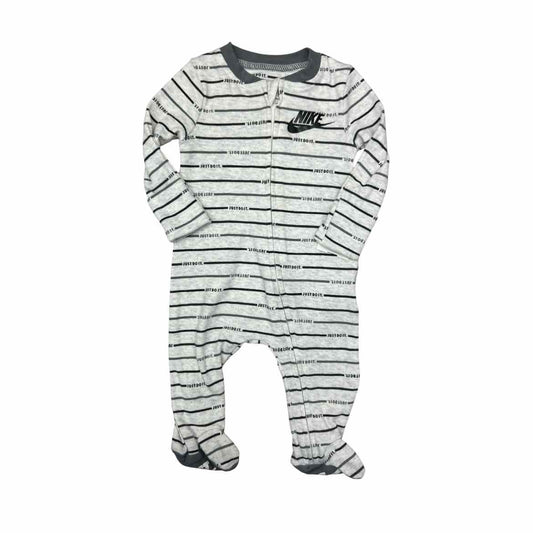 Nike (B) Grey Infant Size 3 MO Boy's 1PCSleepwear