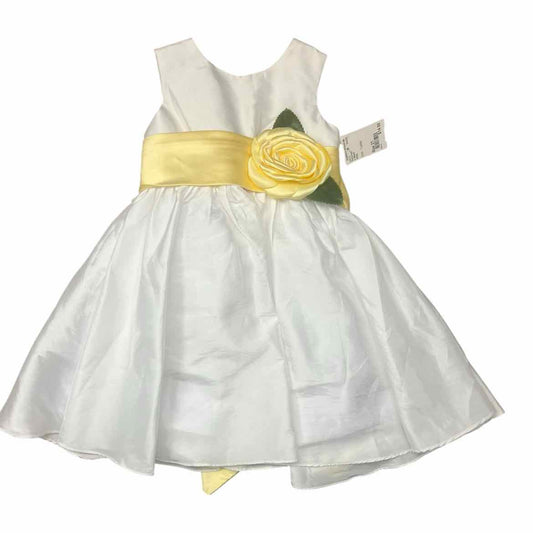 C Brand White Toddler Size 2T PartyDress