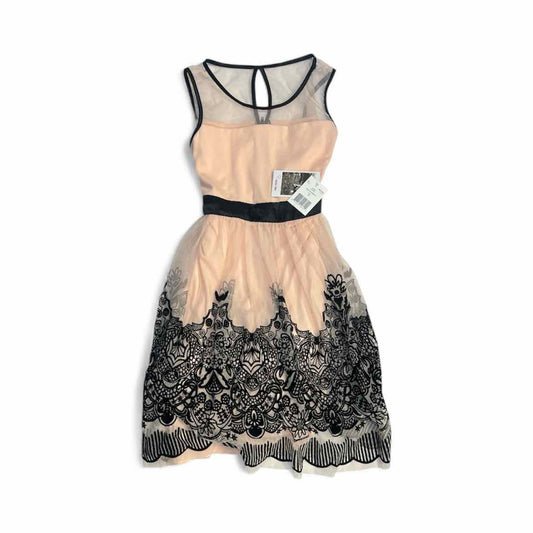 Nickie Lew Pink Youth Size 14 CasualDress