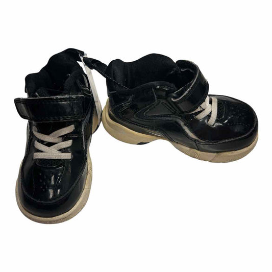 Nike (B) Black Toddler Shoe Size 5 (Toddler) Boy's Athletic Shoes