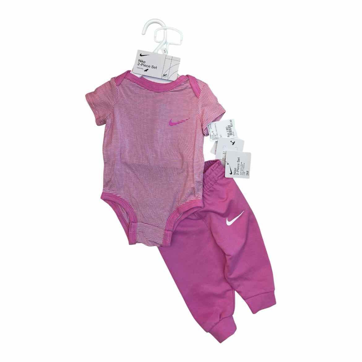Nike (B) Pink Infant Size 3 MO Girl's 2PC Casual