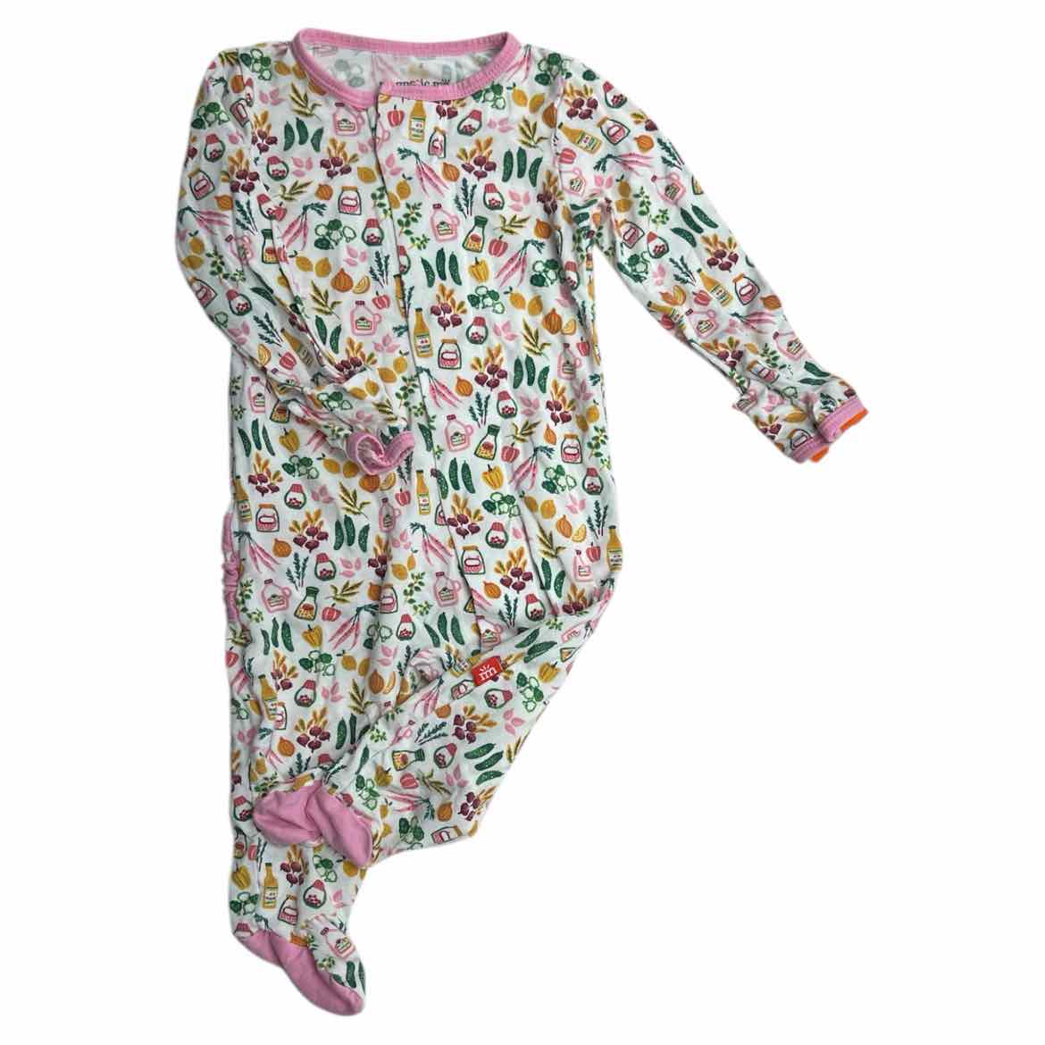 Magnetic Me (AA) White Infant Size 0-3 MO Girl's 1PCSleepwear