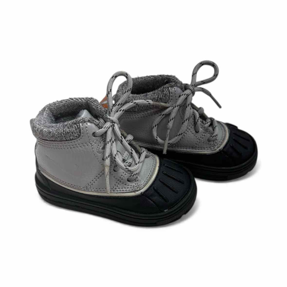 Nike (B) Grey Toddler Shoe Size 5 (Toddler) Boy's FashionBoots