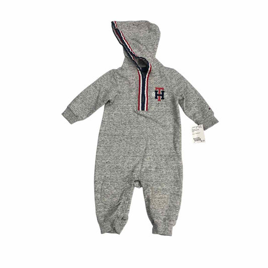 Tommy Hilfiger (B) Grey Newborn Size 6 MO 1PCCasual