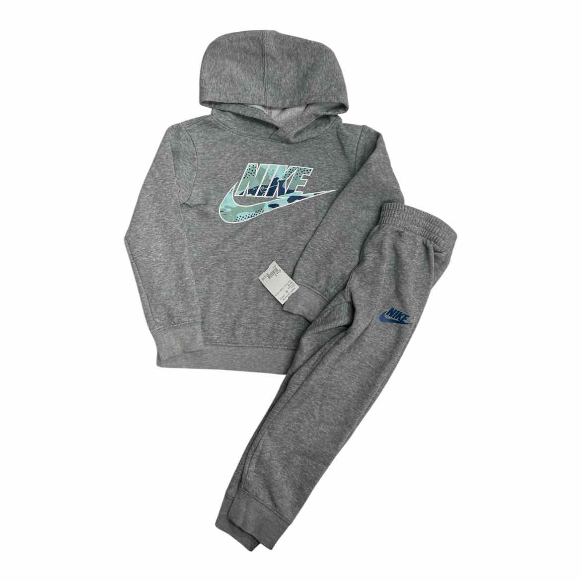 Nike (B) Grey Toddler Size 5 Boy's 2PCCasual