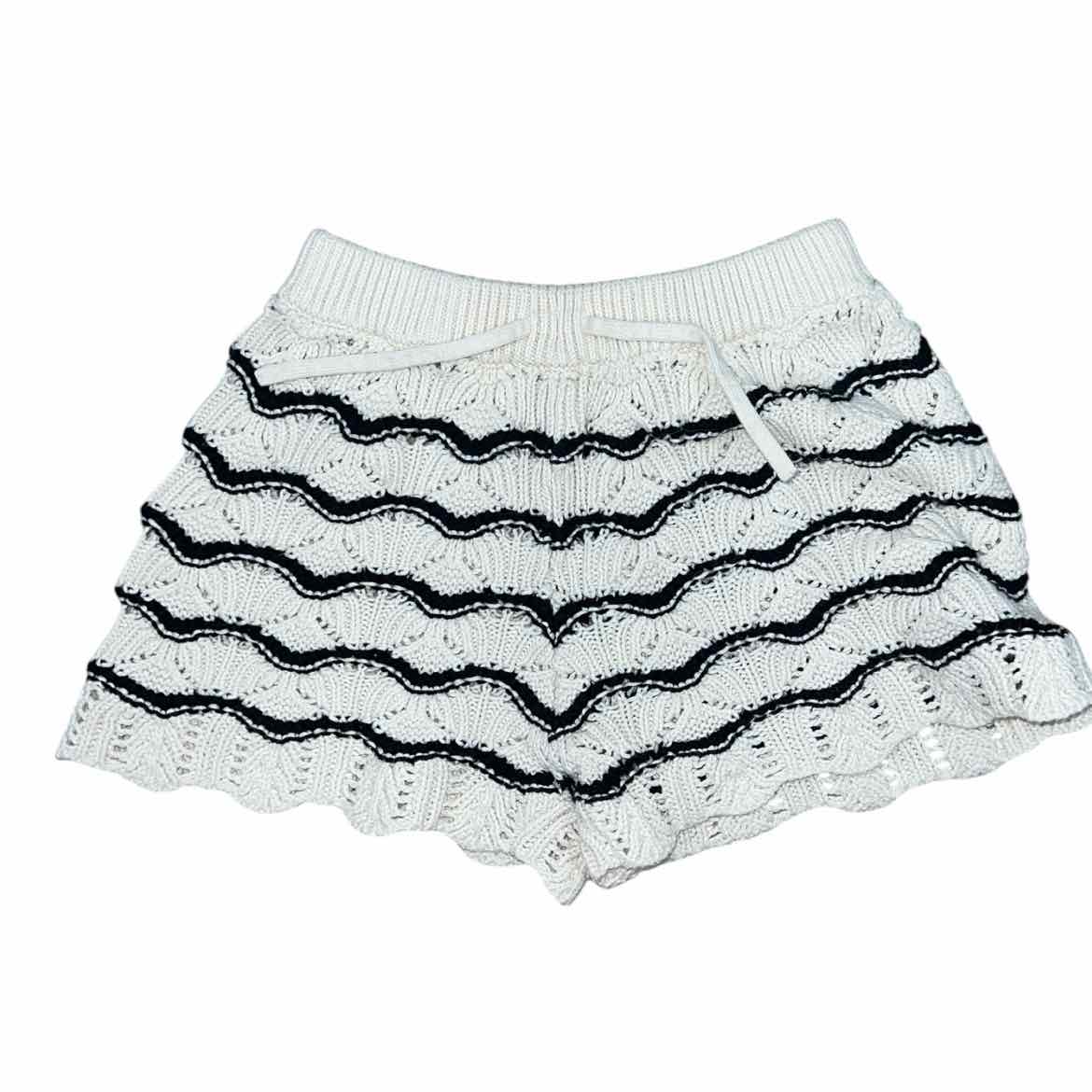 Zara (B) White Toddler Size 4-5 Girl's ShortChino