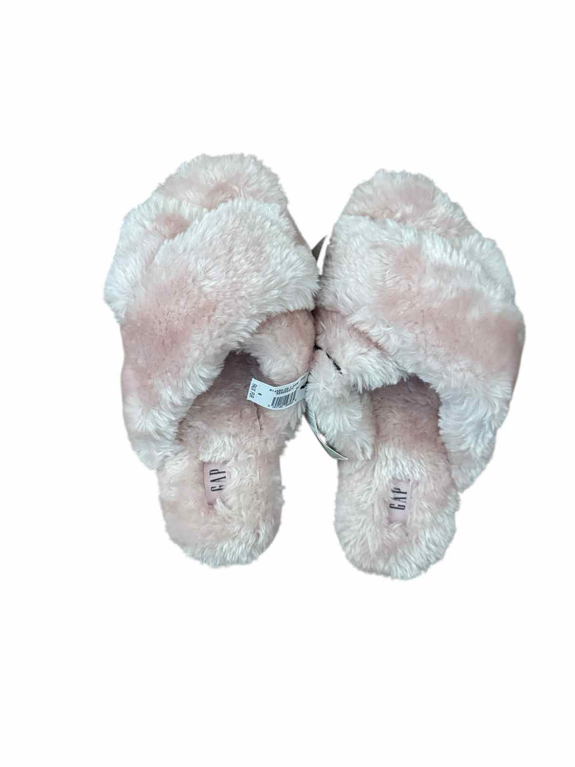Gap (B) Pink Youth Shoe Size 6 (Youth) Slippers