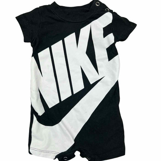 Nike (B) Black Infant Size NB Boy's CasualRomper